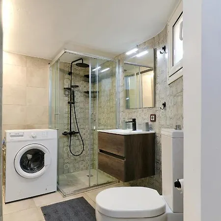 Venias Two-bedroom Kallimarmaro And Zappeio Area Apartmán *