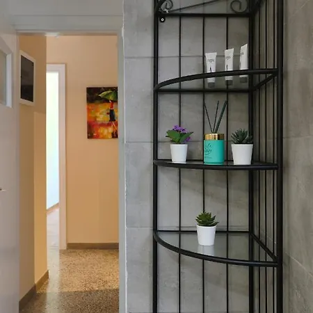 Venias Two-bedroom Kallimarmaro And Zappeio Area